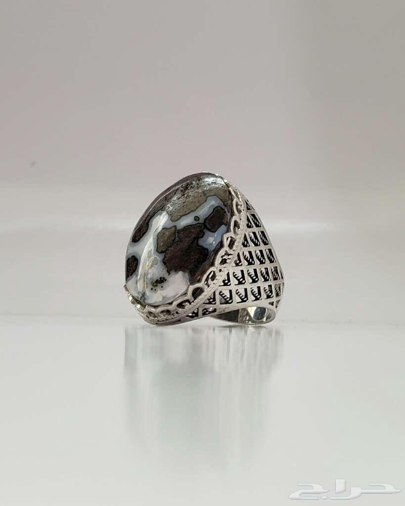 Silver rings with authentic natural Yemeni agate63223550400513113