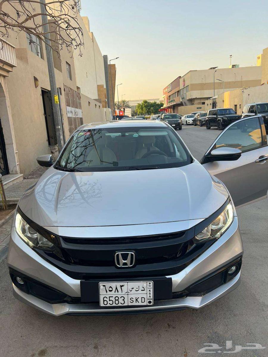 هوندا سيفيك 2020 فضي مالك اول وكالة63344129387649112