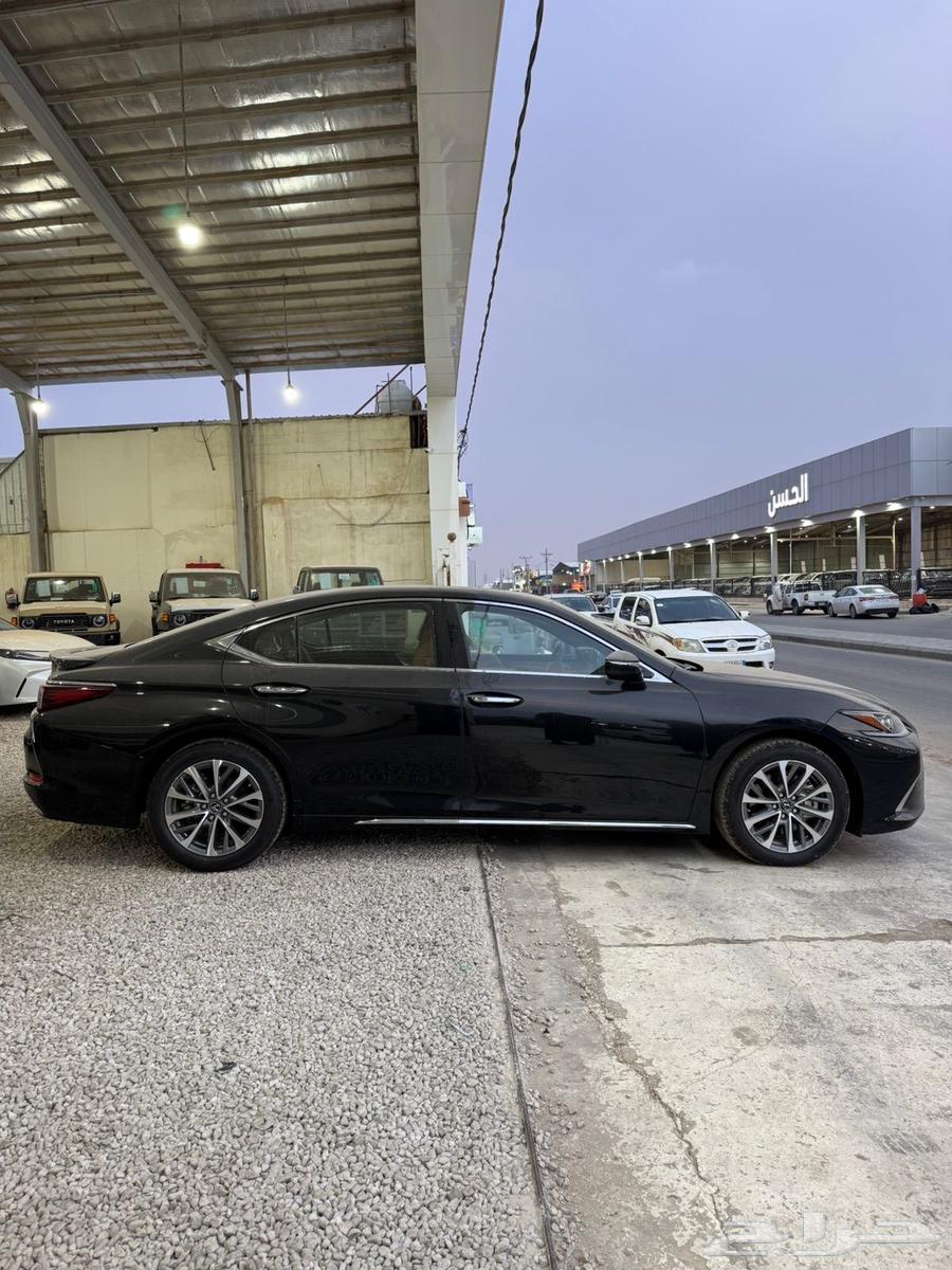 Lexus ES350 black 2024 price 18800063337360364929113