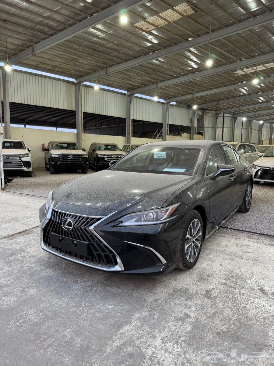 Lexus ES350 black 2024 price 188000633373603649291121