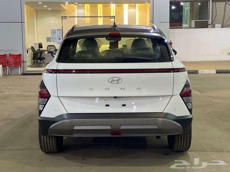 Hyundai Kona 2024 Comfort priced at 94,000, color white63338888125314114