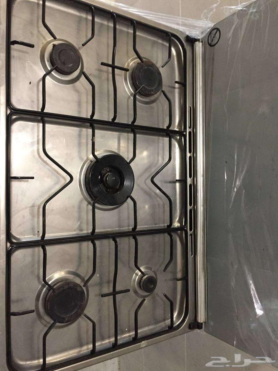 5-burner cooker from Indesit63221052508035112