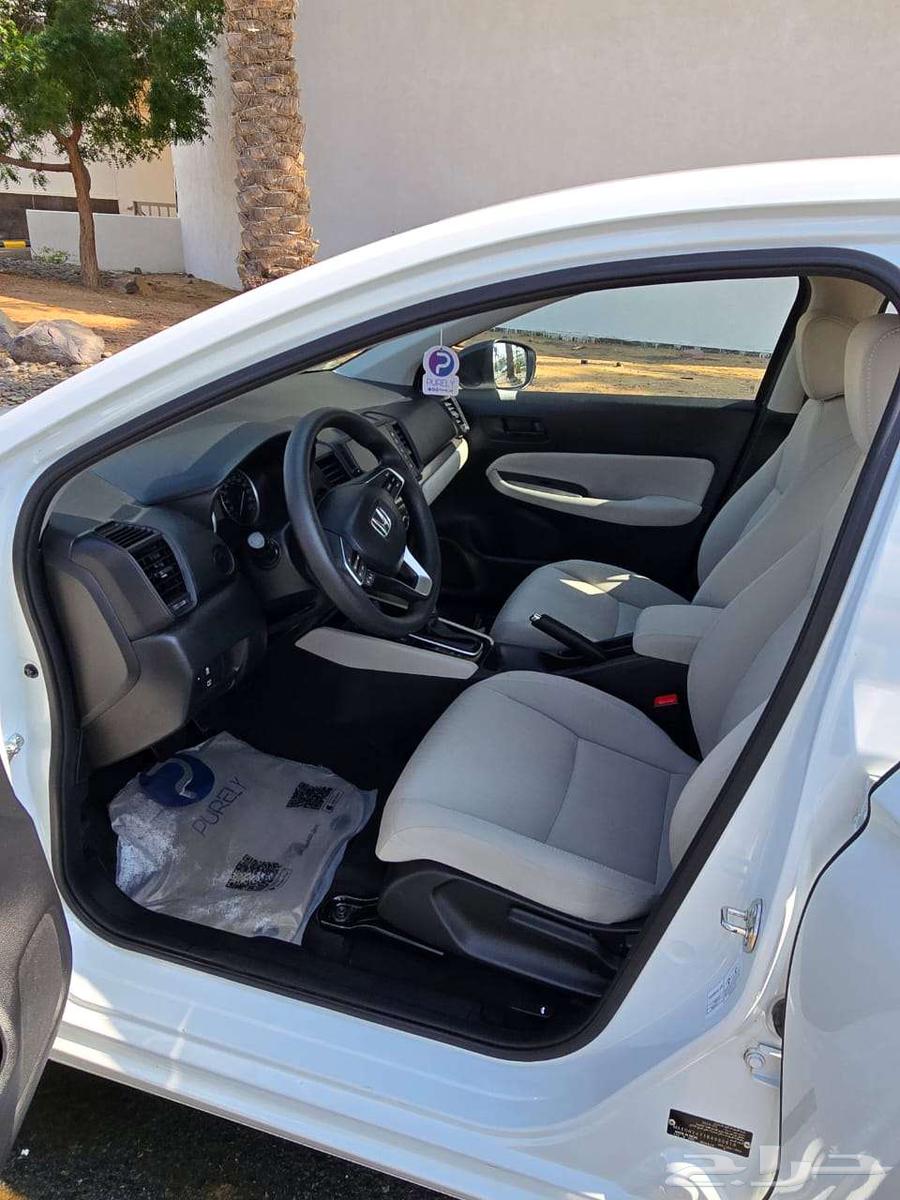 Selling a car by transfer of ownership, completing installment payments, model: Honda City63336107141379111