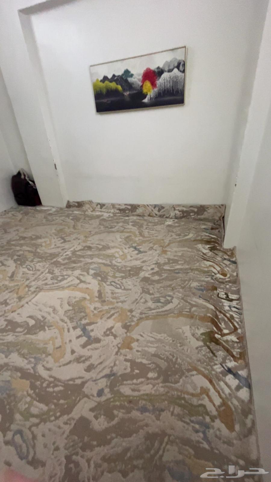 مجلس كامل للبيع. مع المفرشة. والستارة.63218520993281111