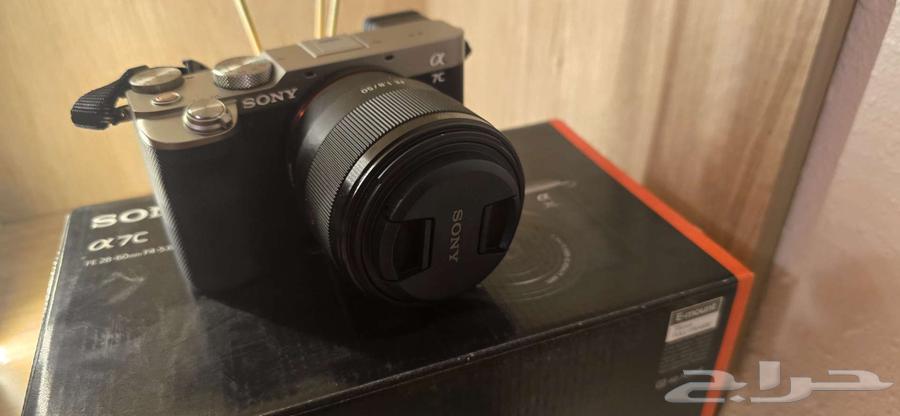 سوني ألفا 7 سي مع عدسة 50 مم F1.8 بسعر 6500 ريال سعودي - جدة63220525072897113