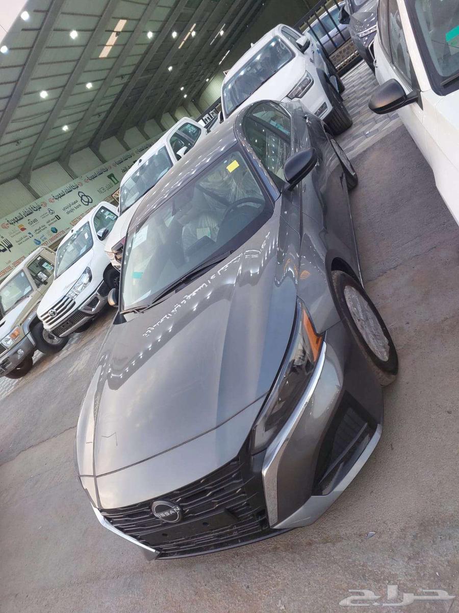 نيسان التيما استاندر موديل 202463333710345601111