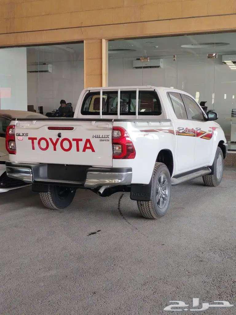 2025 Gulf gasoline full option Hilux GMRAT with installment of 1990 at Al-Hasan63331037734147112