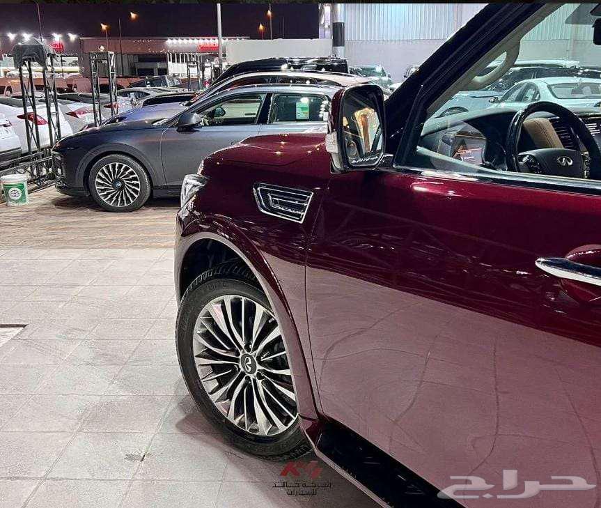 Available 2021 Infiniti QX80 in red color63327921514370112