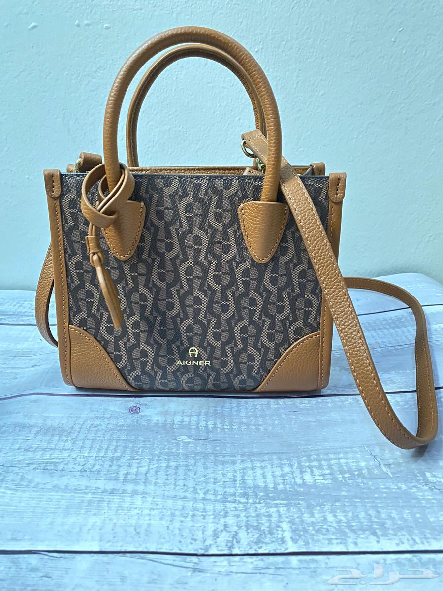 Original shoulder bag from the Aigner brand, comes with the invoice63215589932802111