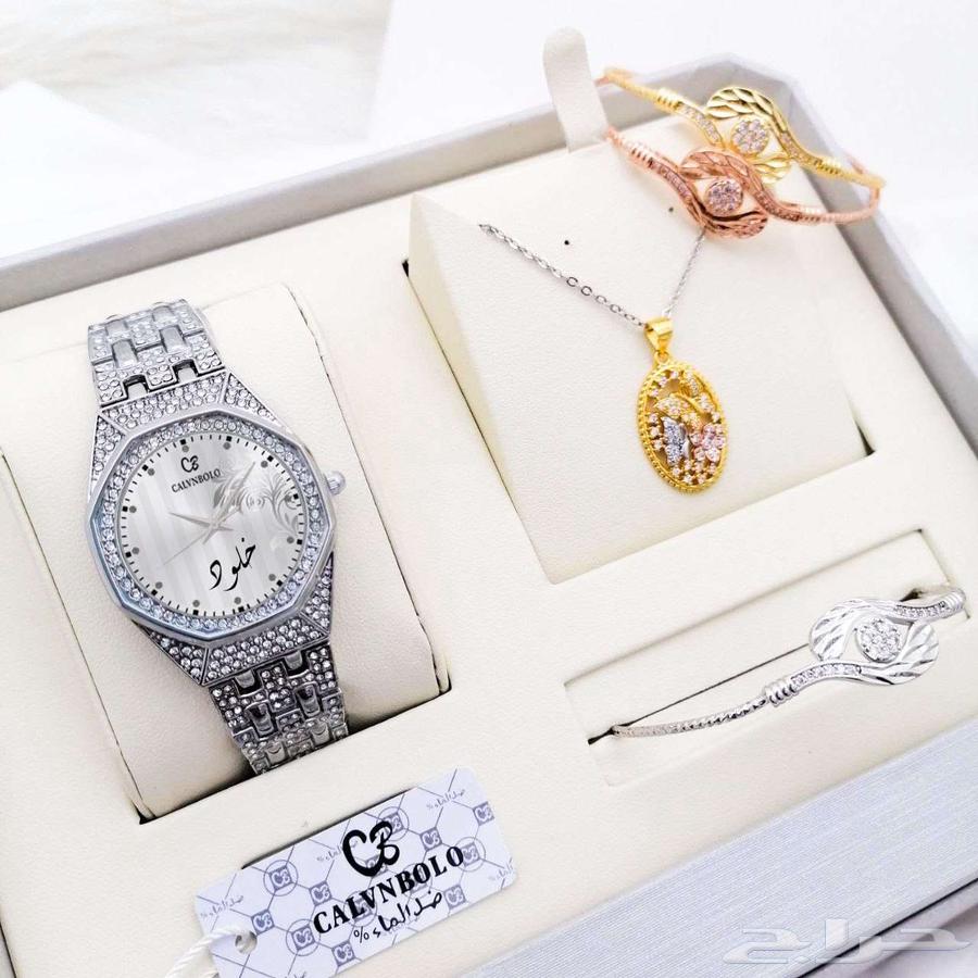 هدايا اطقم ساعات نسائية بالإسم شامل التوصيل63215097666947112