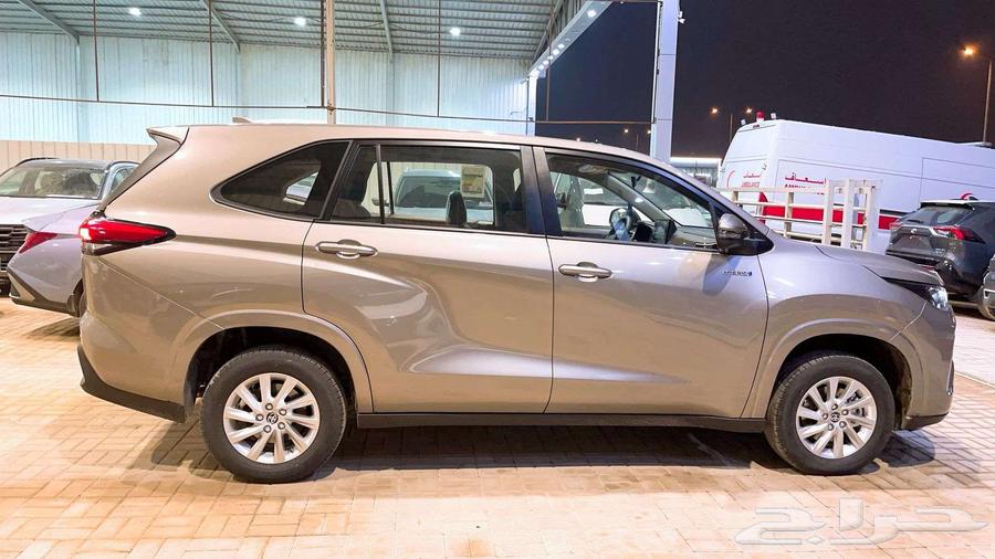 Toyota Innova GL 2.0 Hybrid 202463322459483266112