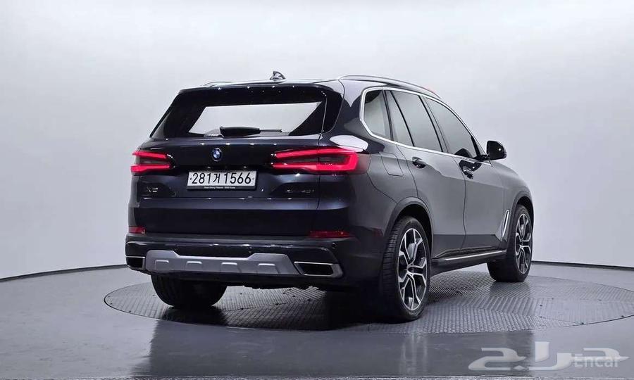 2020 BMW X563321888493443111
