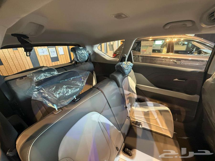 Hyundai Staria 2025 is available at Seven Automotive Company63325555982209111