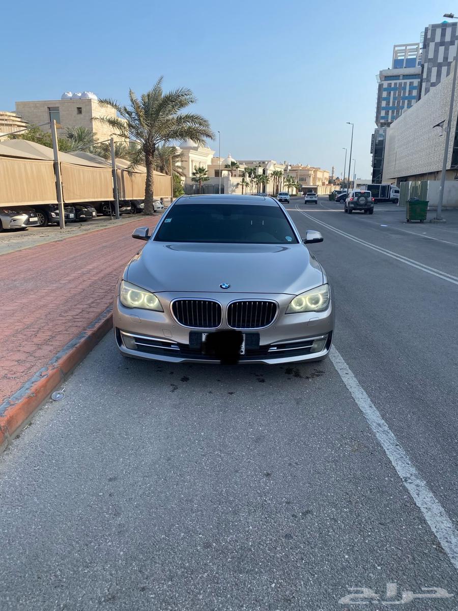 BMW 730 201563317182763906112