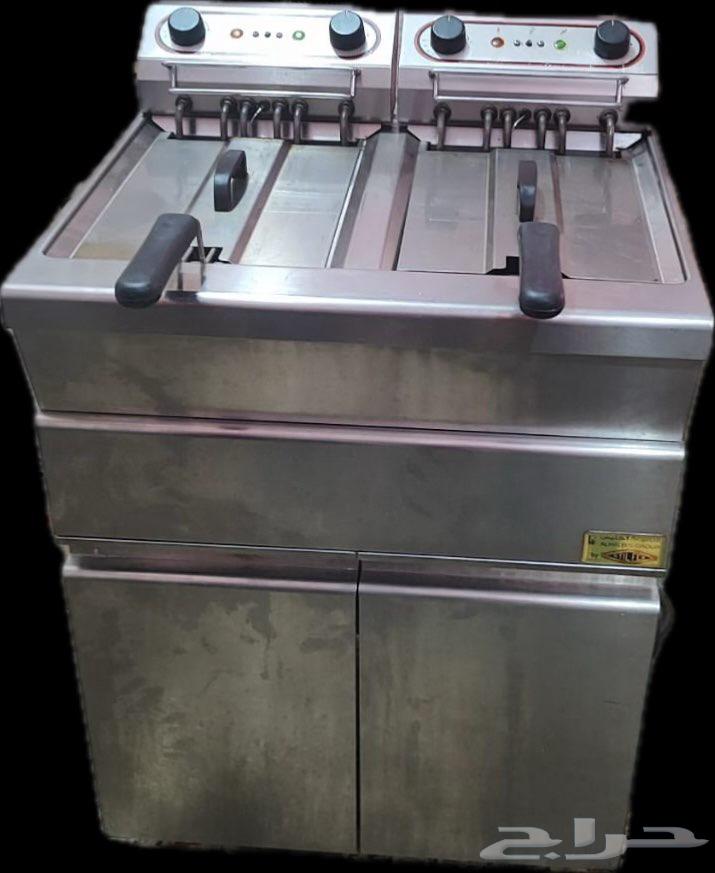 Stove, gas cylinder, and stainless steel tables63208137369987111