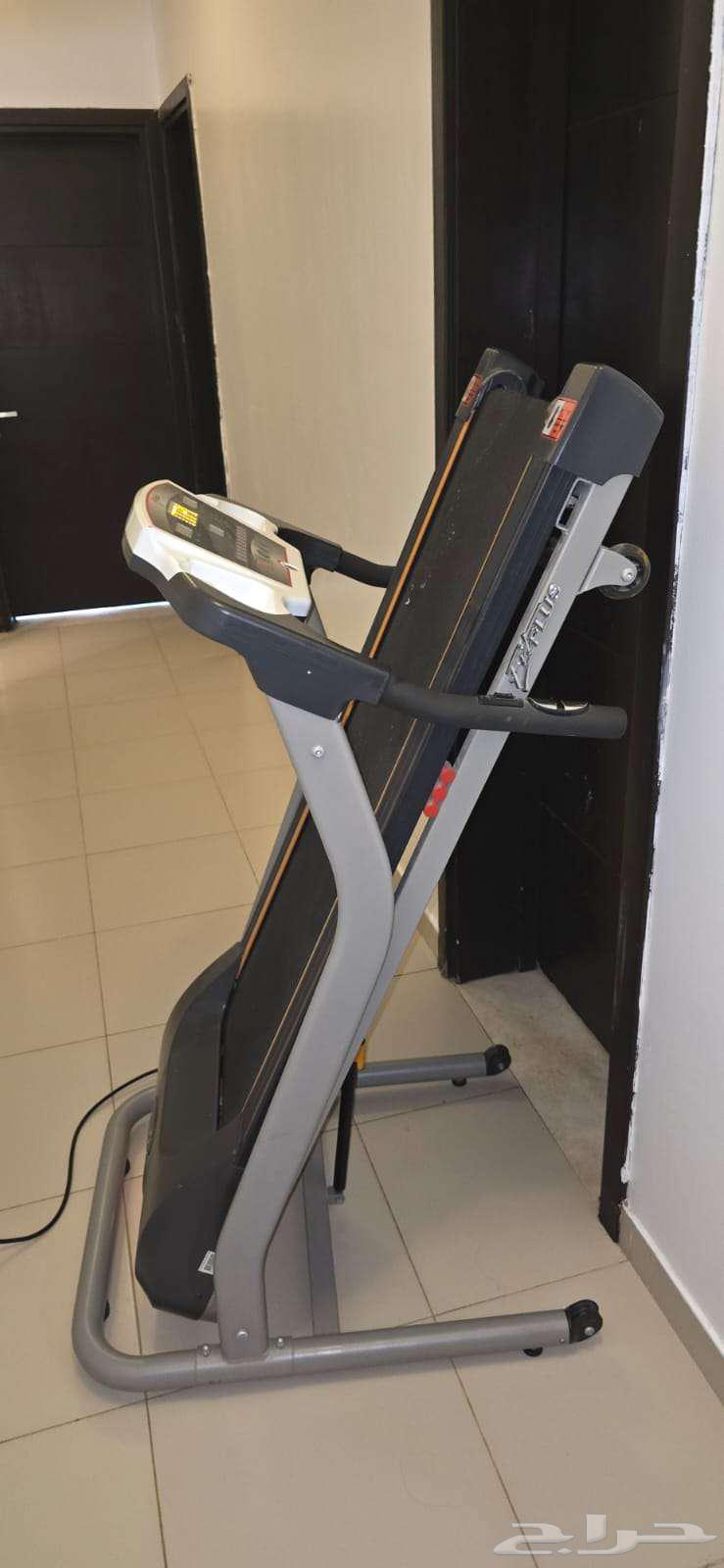 Electric treadmill for sale at the highest price63206104702210111
