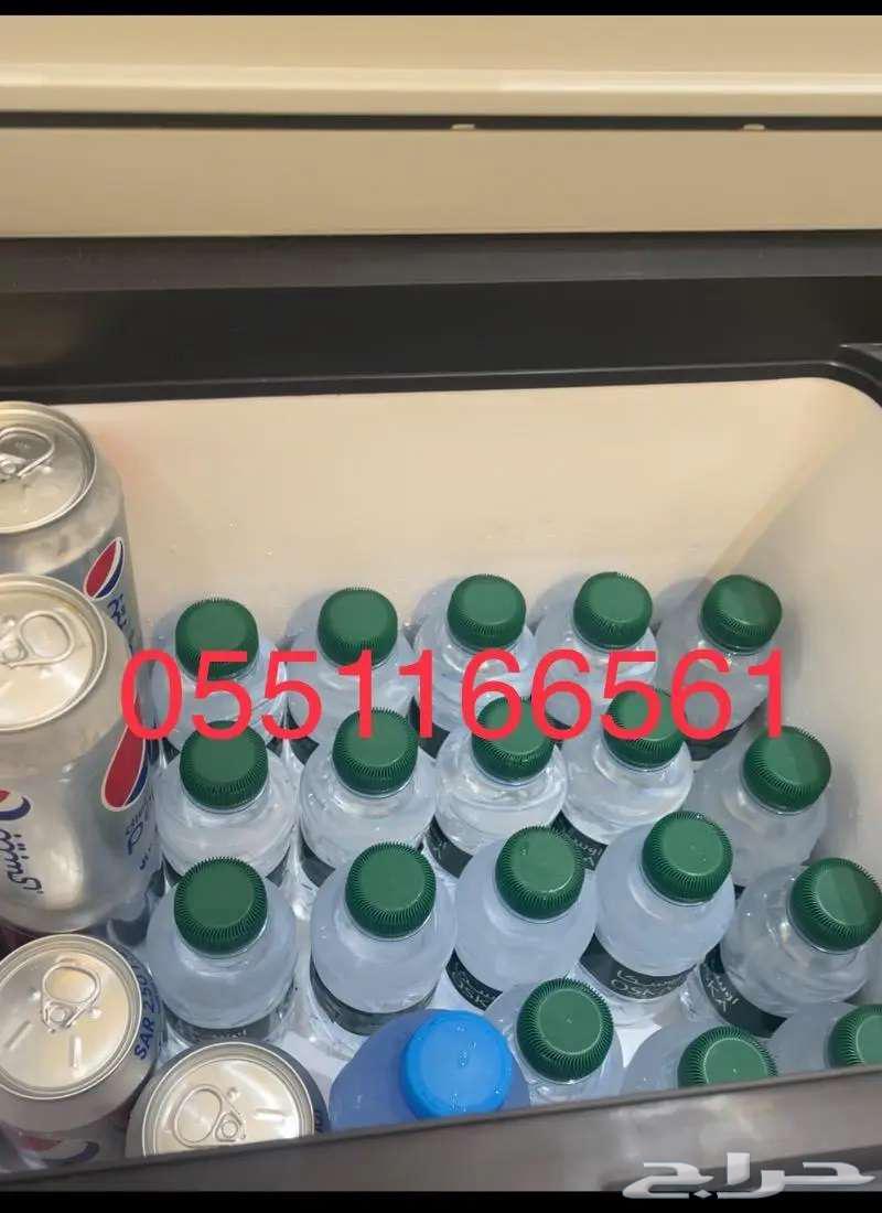 A portable refrigerator for cars used for all trips.63206101146499114