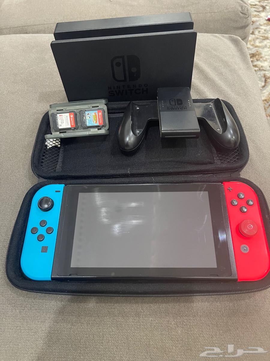 A clean Nintendo Switch gaming device63208136782978115