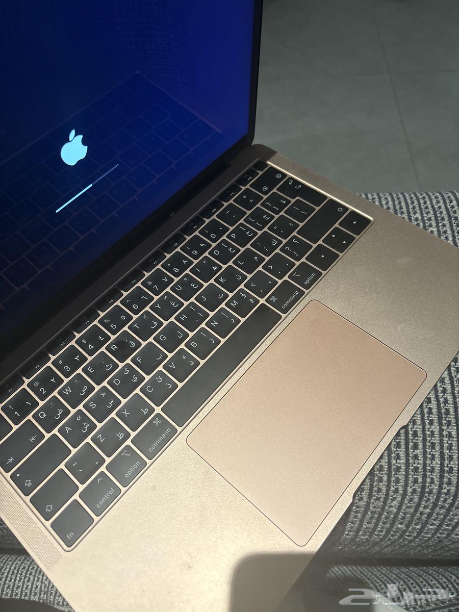 Apple laptop63206100659202111