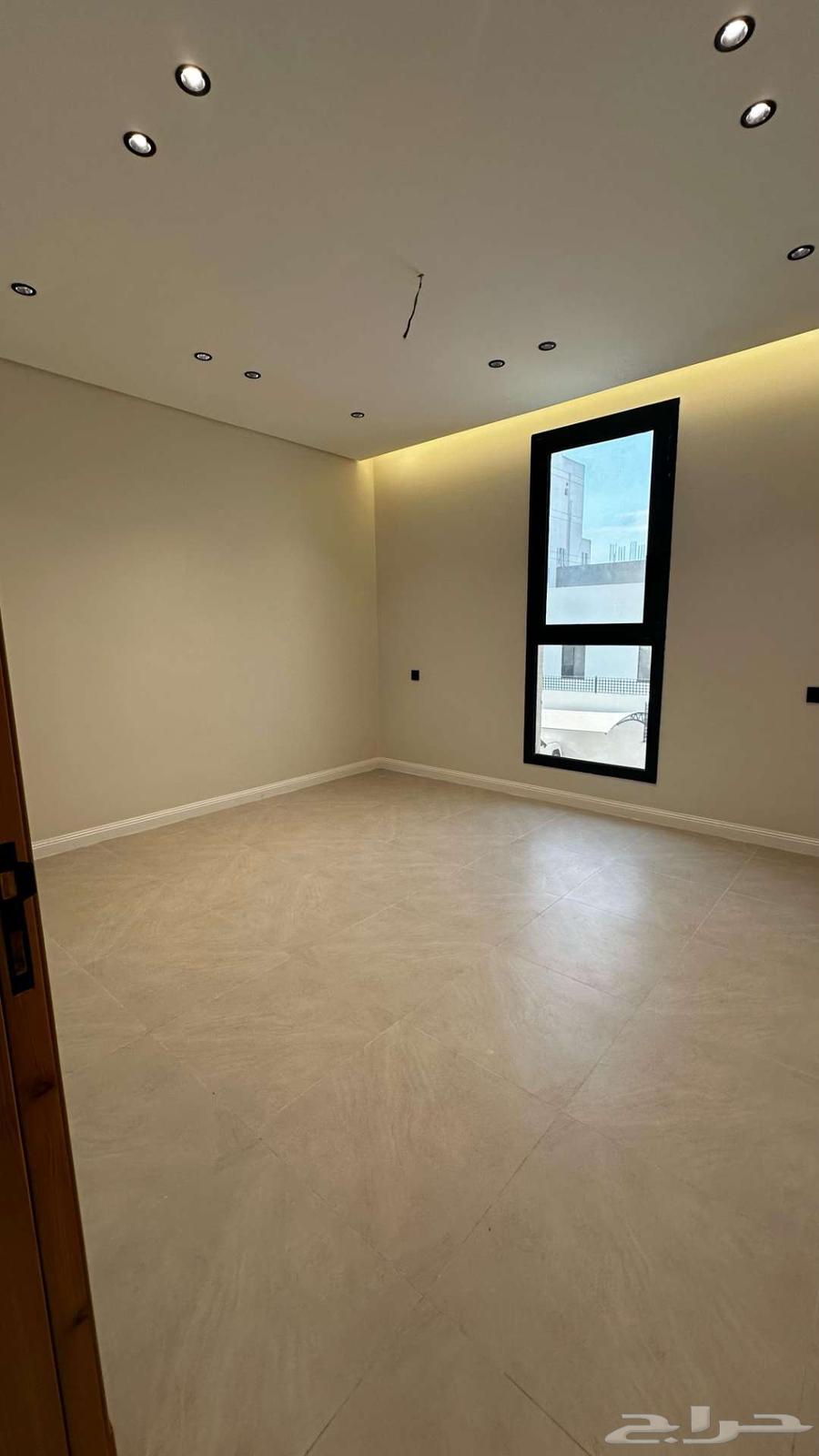 Flats for sale with 4 and 3 rooms (luxury finishing) in the Abrq Al-Raghama district62884378129665110