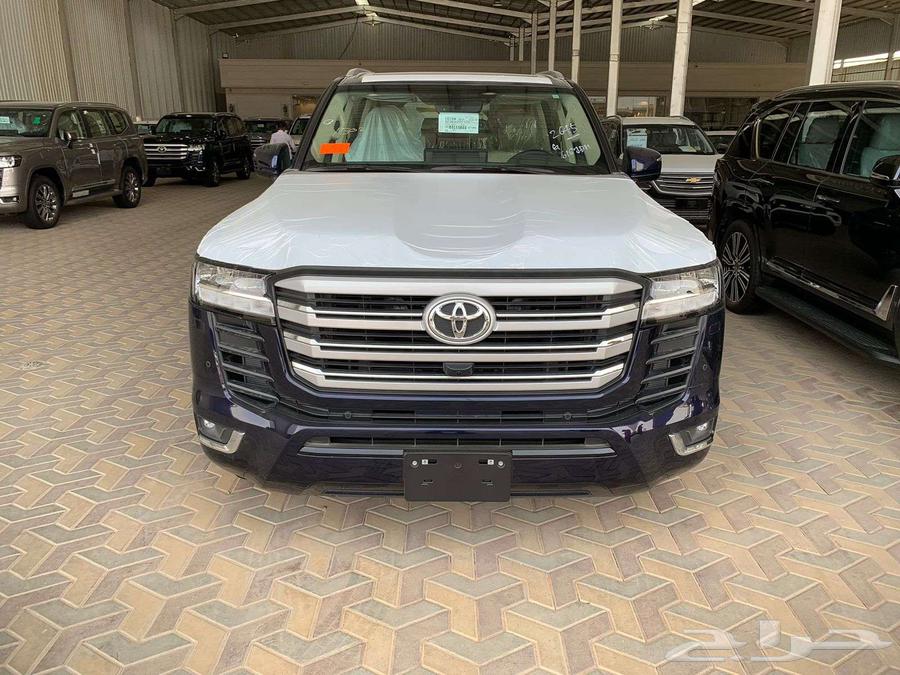 Land Cruiser GX SR L3 gasoline 2024 cash and installments63311611799683111