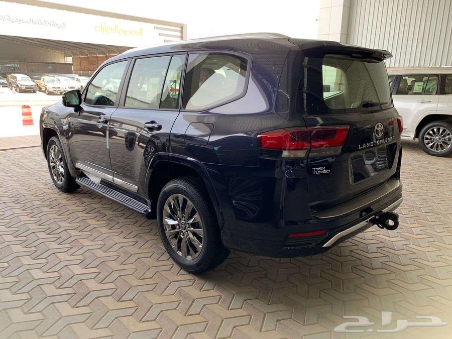 Land Cruiser GX SR L3 gasoline 2024 cash and installments63311611799683113