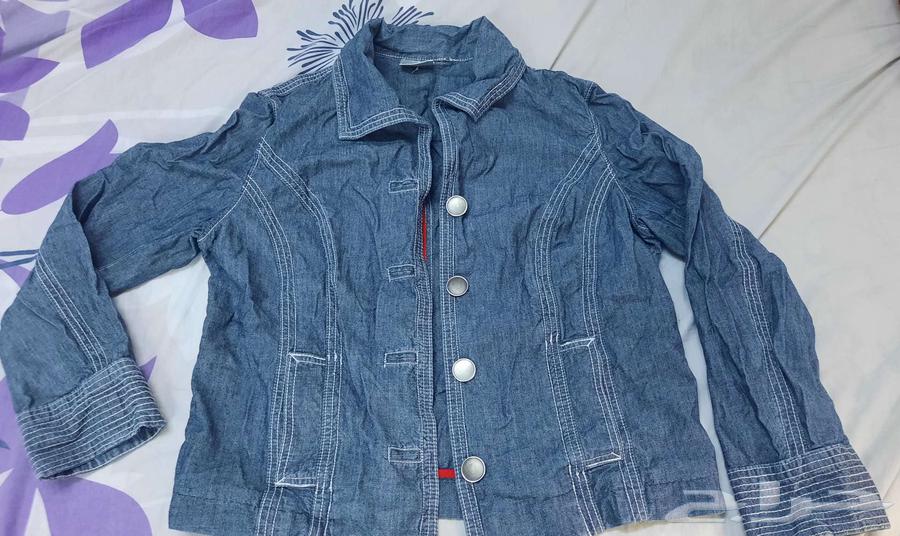 New clothes never worn, selling urgently, size 1463205067051650113