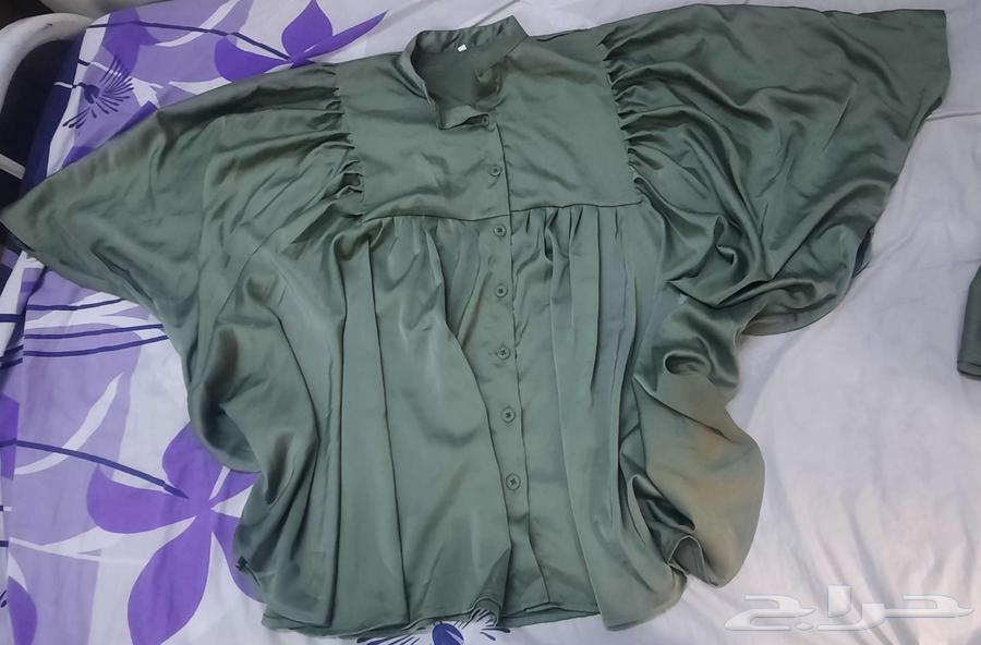 New clothes never worn, selling urgently, size 1463205067051650111