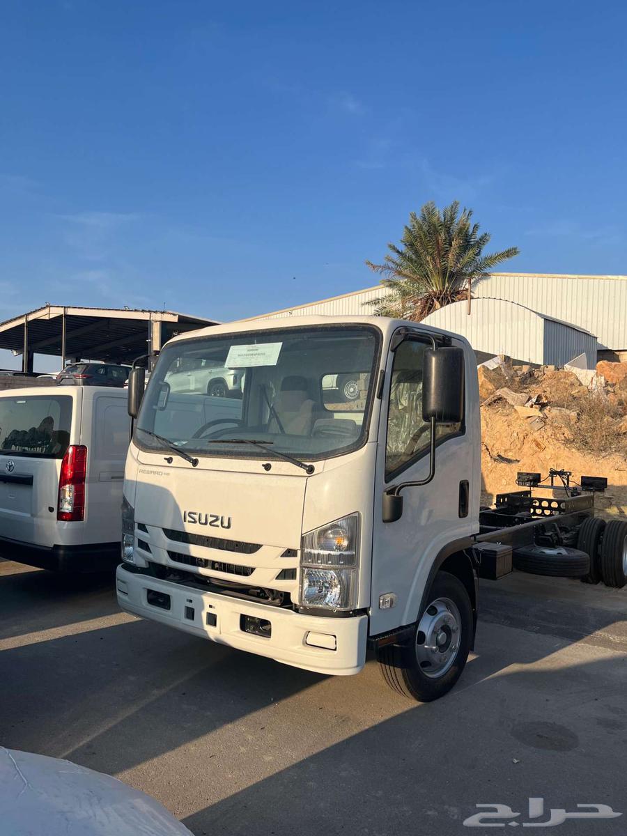 Isuzu Dina 4-ton long chassis 4.9563305680861825114
