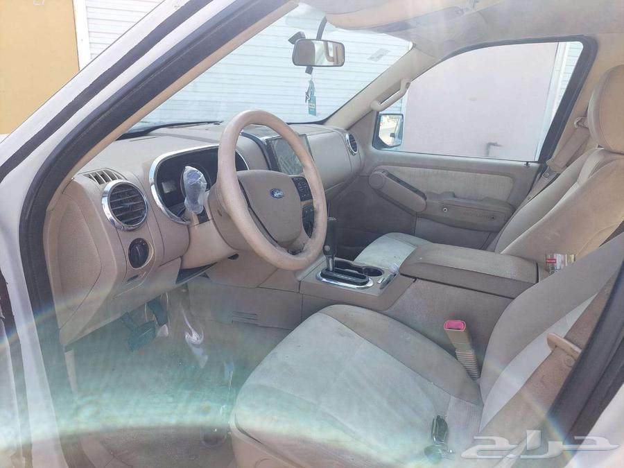 Ford Explorer 201063304789884802112