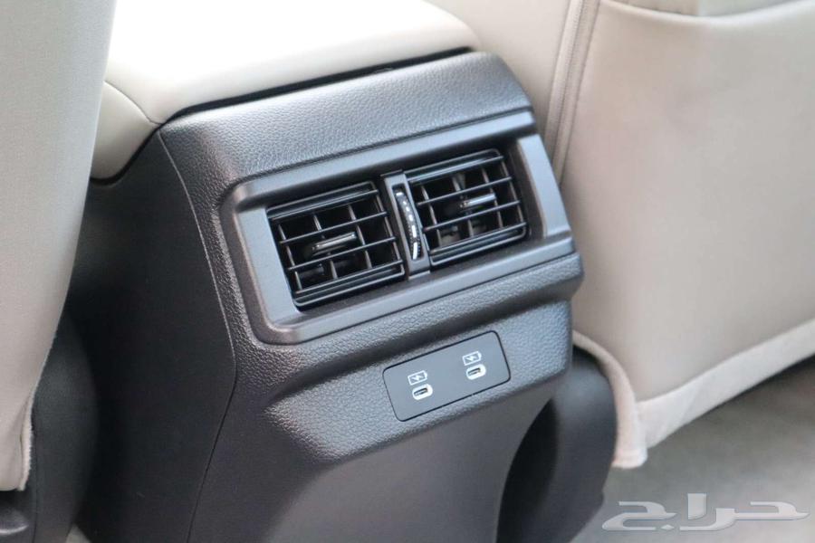 Honda Accord Half Full Model 2025 EX ((Year's First Offers))63300643572737113