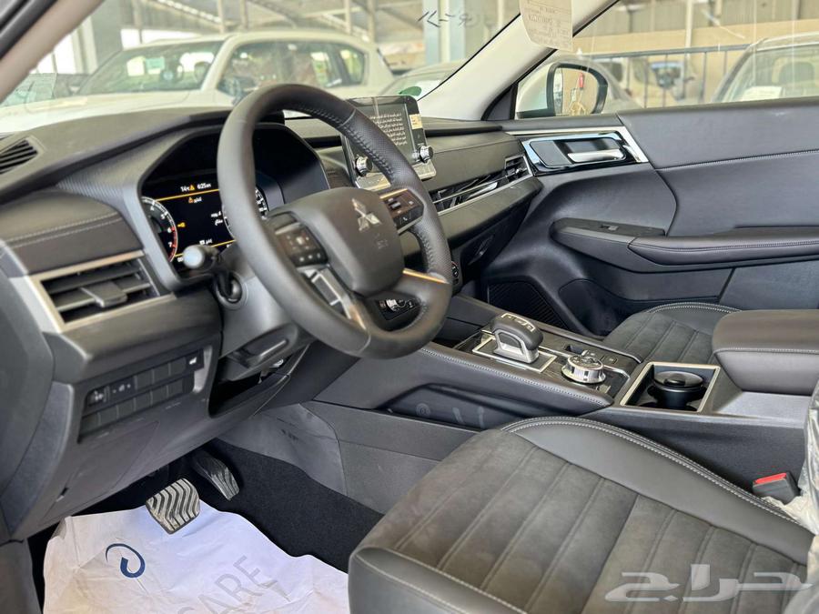 Mitsubishi Outlander 2024 full option and half option, Al-Essa Agency63301086515457113