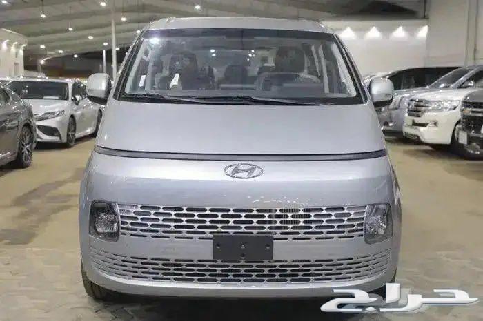 Hyundai Staria diesel standard, 2.2L four-cylinder engine, model 202463296496800514111