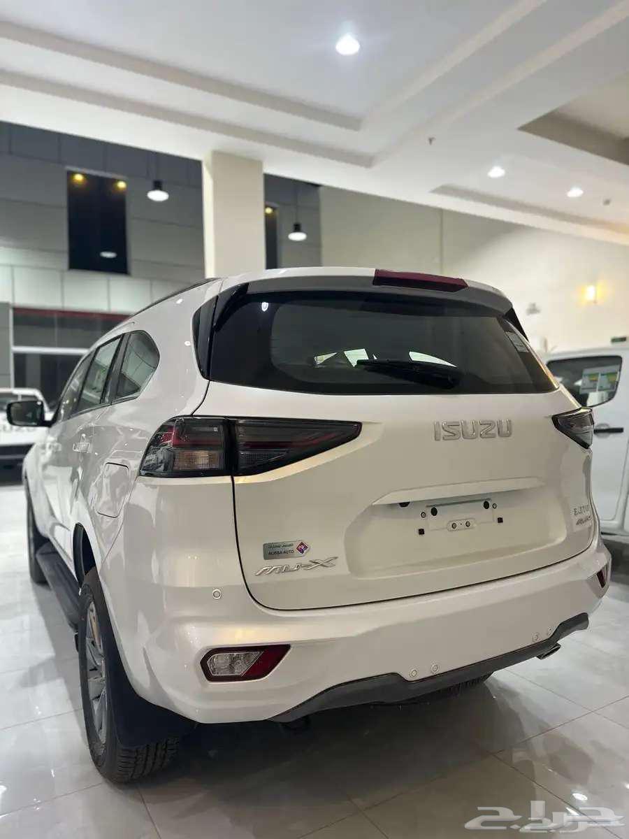 Isuzu MU-X full option 2024 cash and bank63291550056449114