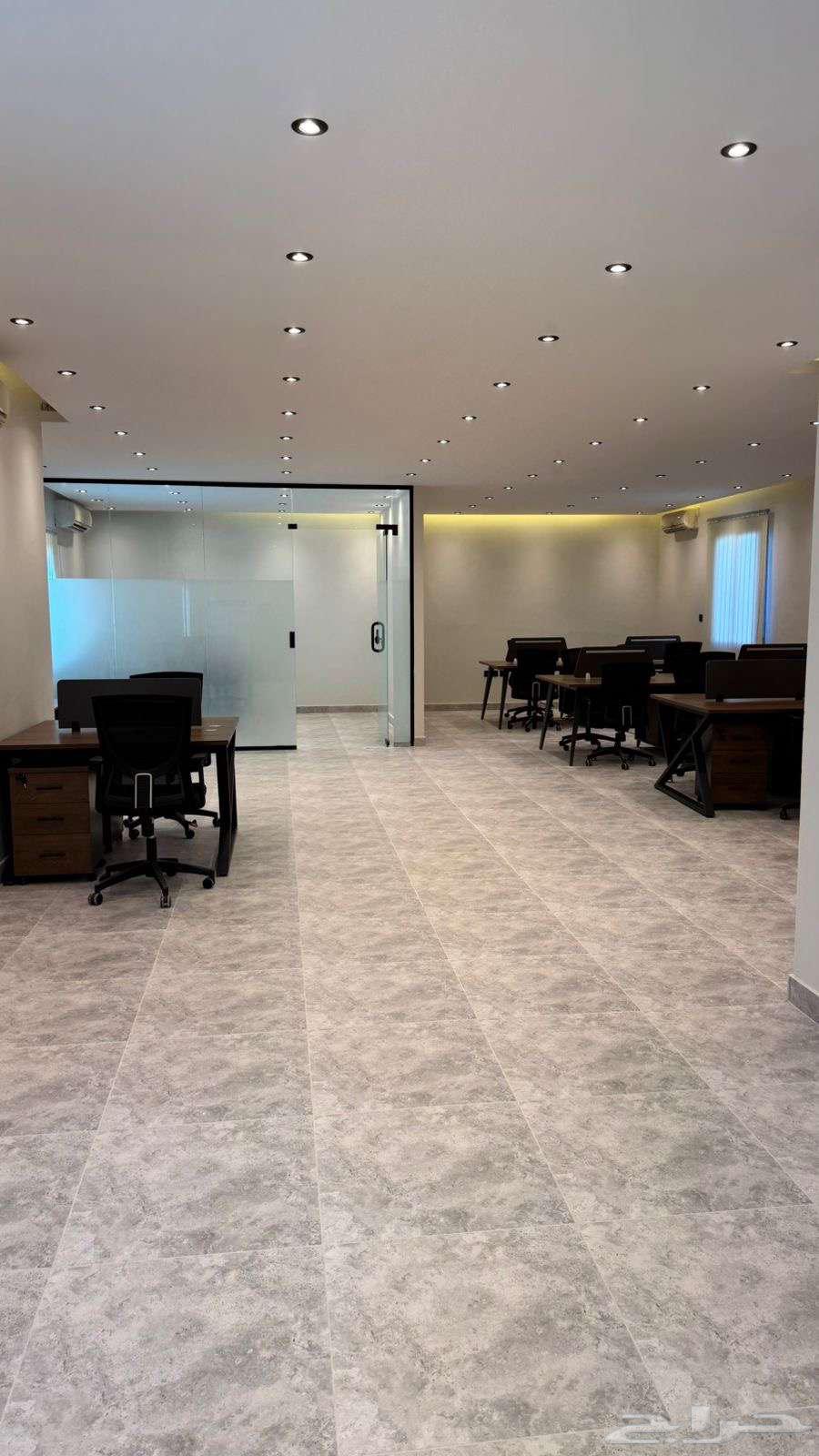 Used office furniture, almost new, for sale in Riyadh63191804551810114