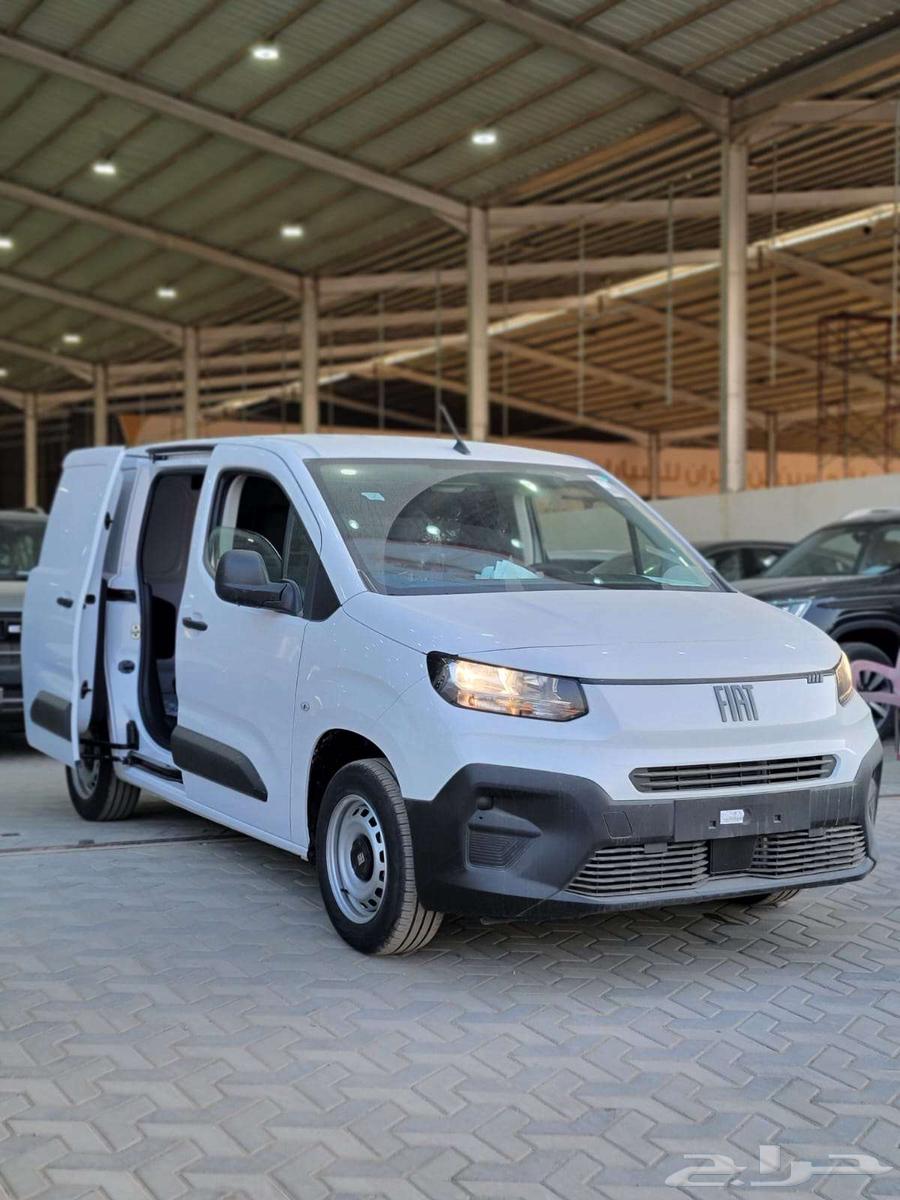 Fiat Doblo 650 kg cargo diesel 1.6 engine model 2025 cash and installments63290521853954112