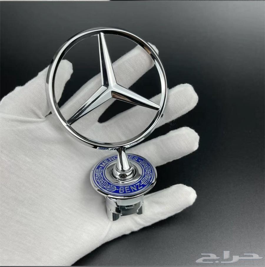 Mercedes sign statue63291324098051111