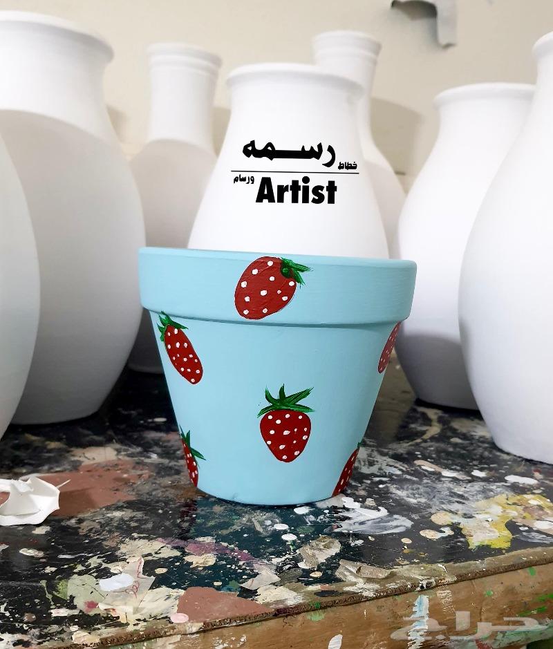 Calligrapher and painter - Drawing and coloring pottery - Writing on pottery - His grandfather63009297814146111