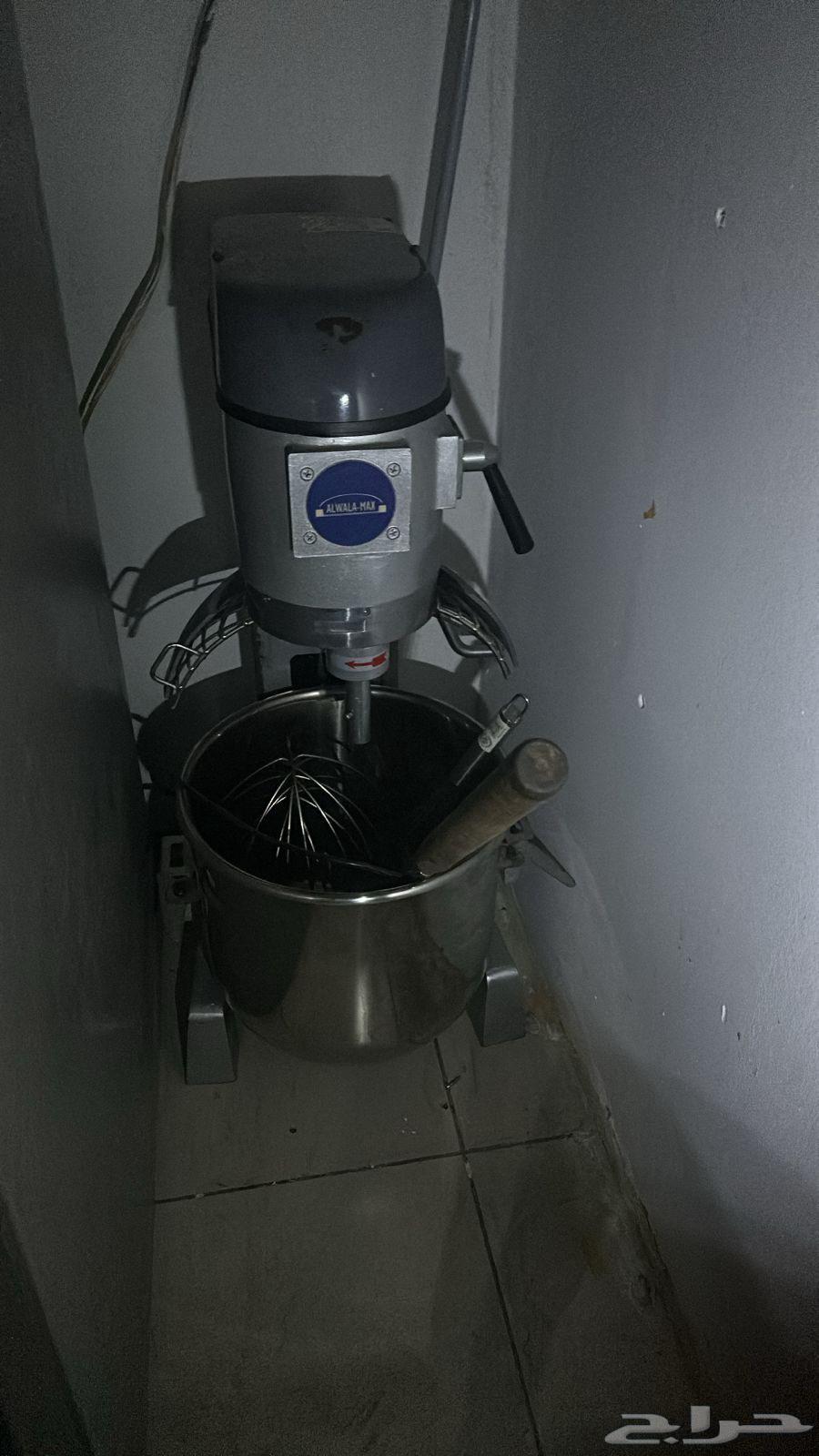 A new mixer that has not been used63186968013057111
