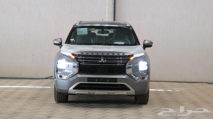 Mitsubishi Outlander 2024 with installments, lowest price63289839266307113