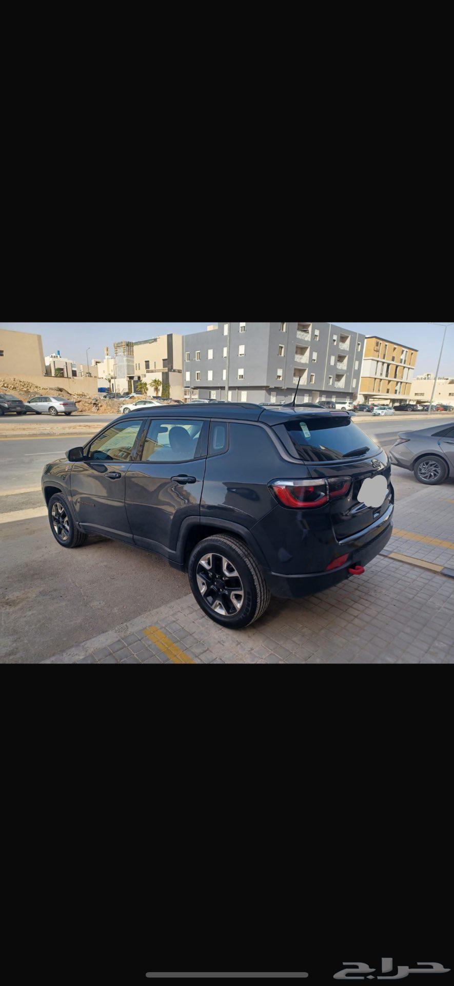 Jeep Compass 201863280811380611113