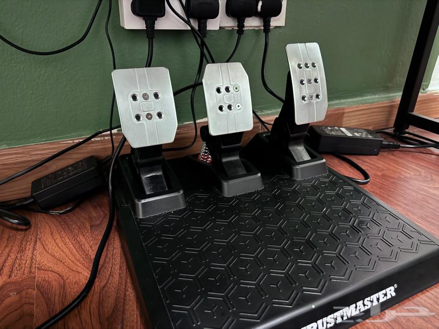 للبيع دركسون Thrustmaster T248 الاحترافي تدعم xbox pc63182997814531112