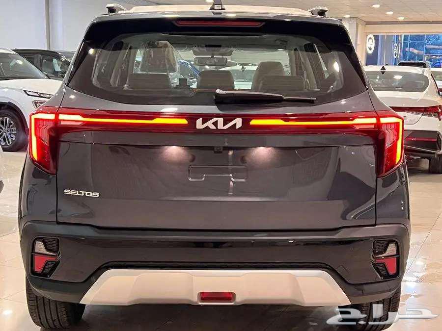 Kia Seltos 2025 model with full panorama and leather seats at a competitive price offer63272238901633112