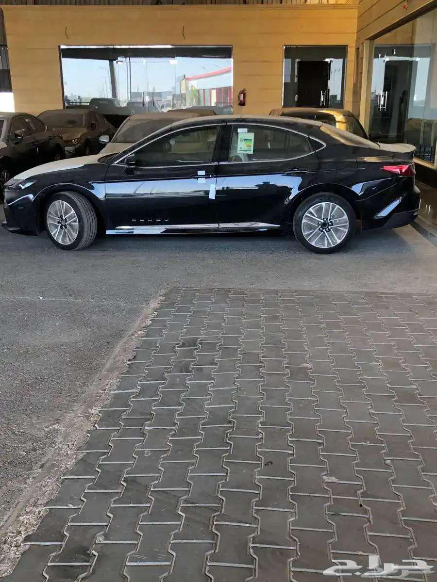Toyota Camry Grande gasoline 2025 for installment of 2350 at Al-Hassan63266954755202111