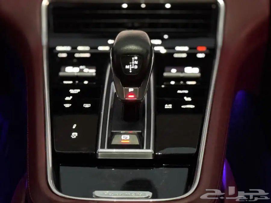 Porsche Panamera 202063269204758531112