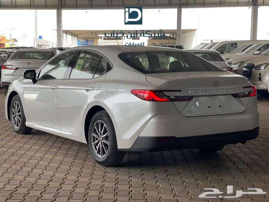 Toyota Camry 2025 E model available in colors at Ibn Dhiyab Company63266098916867112