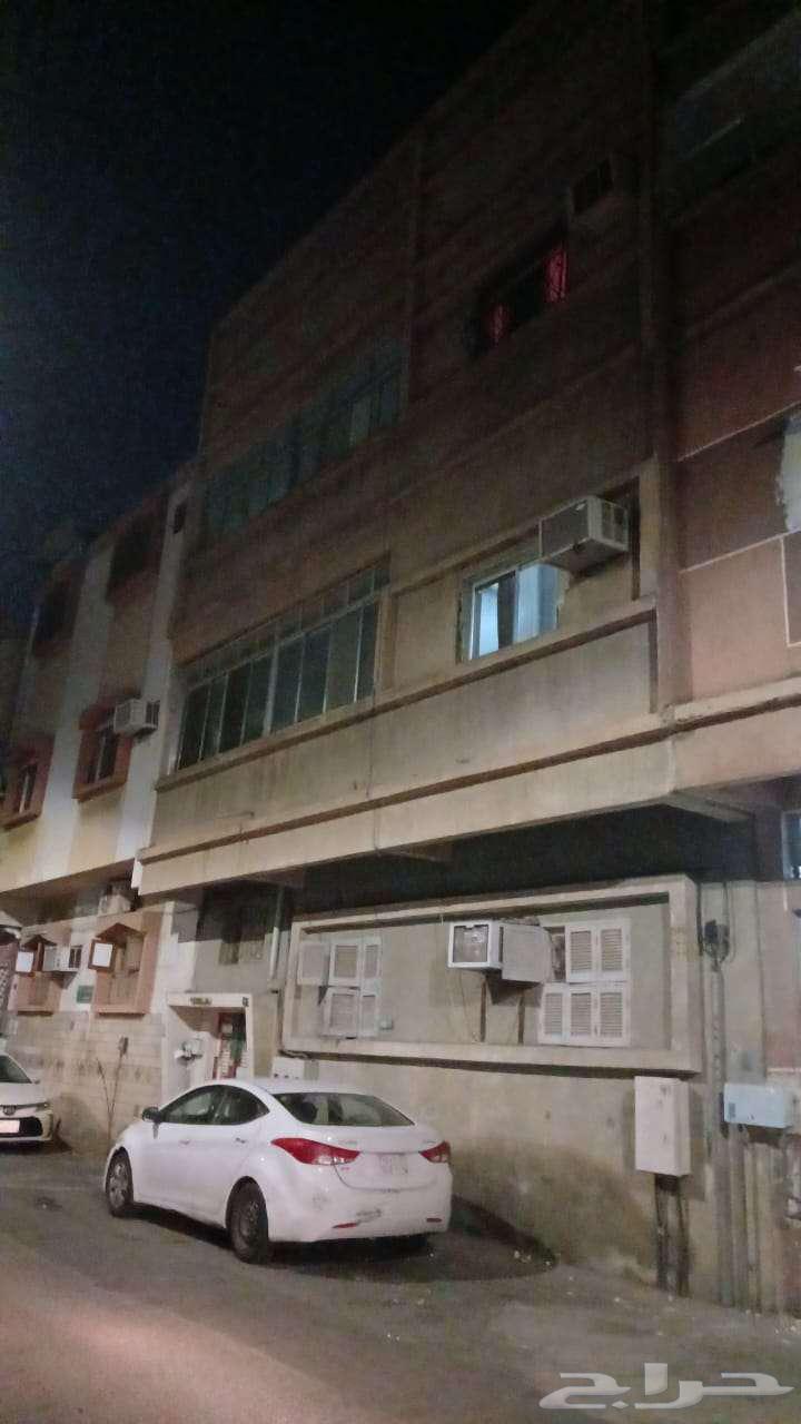 Building 180m street 12m three floors Al-Nuzha district63010196499201111