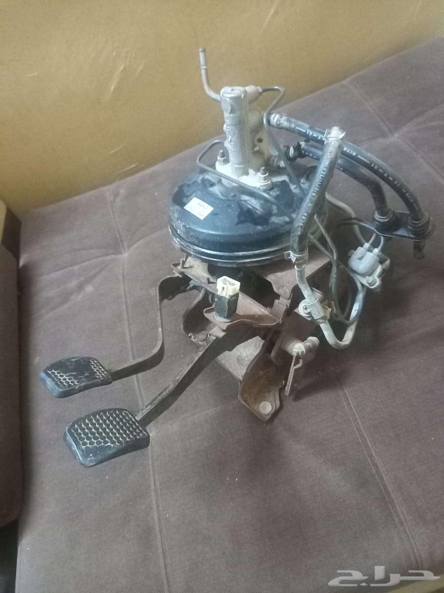علبة كلتش كامل مع الدعاسات حق دباب موديل 2002 سوزوكي63264611826945112