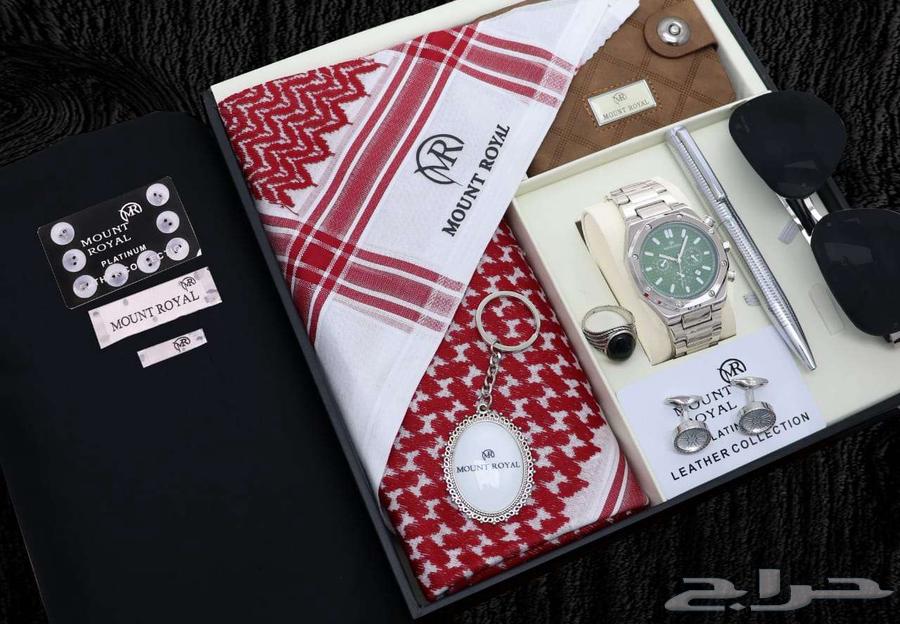 Fabric, shemagh, and a complete watch set with delivery63175460311426112