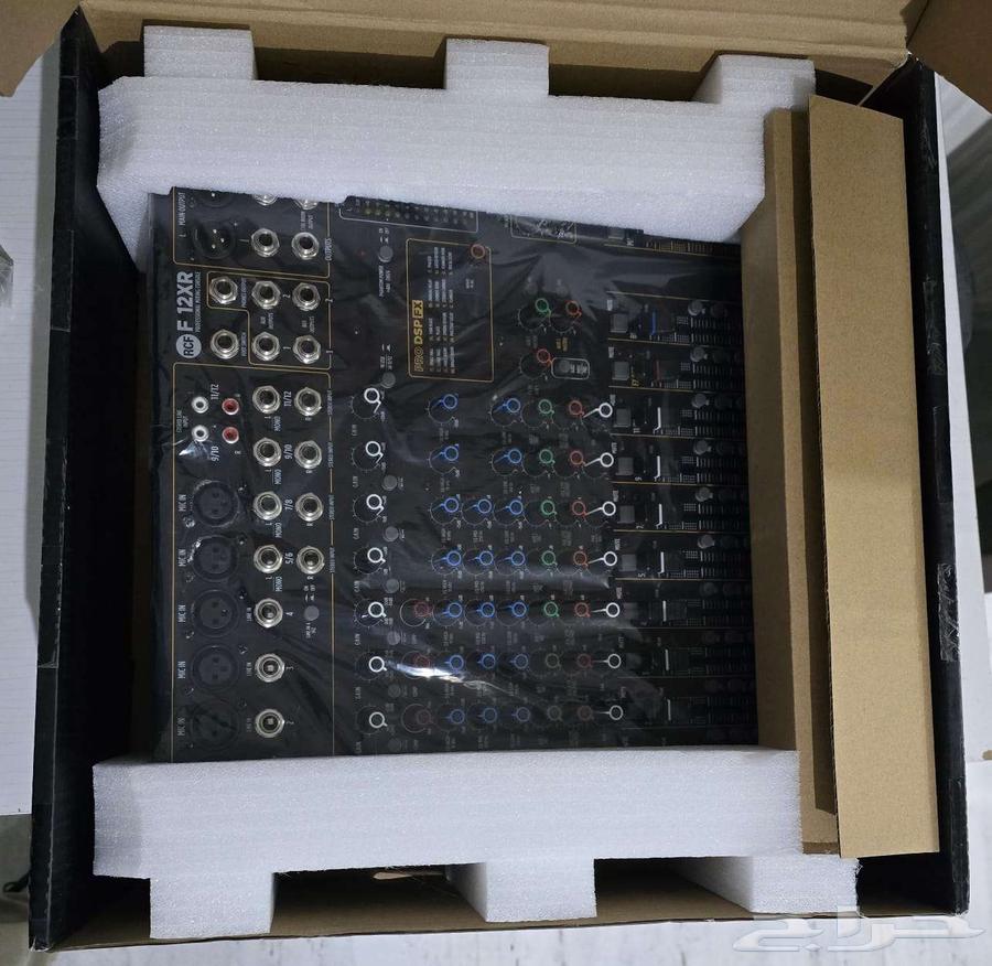 For sale RCF F 12 XR MIXER63175015881346113